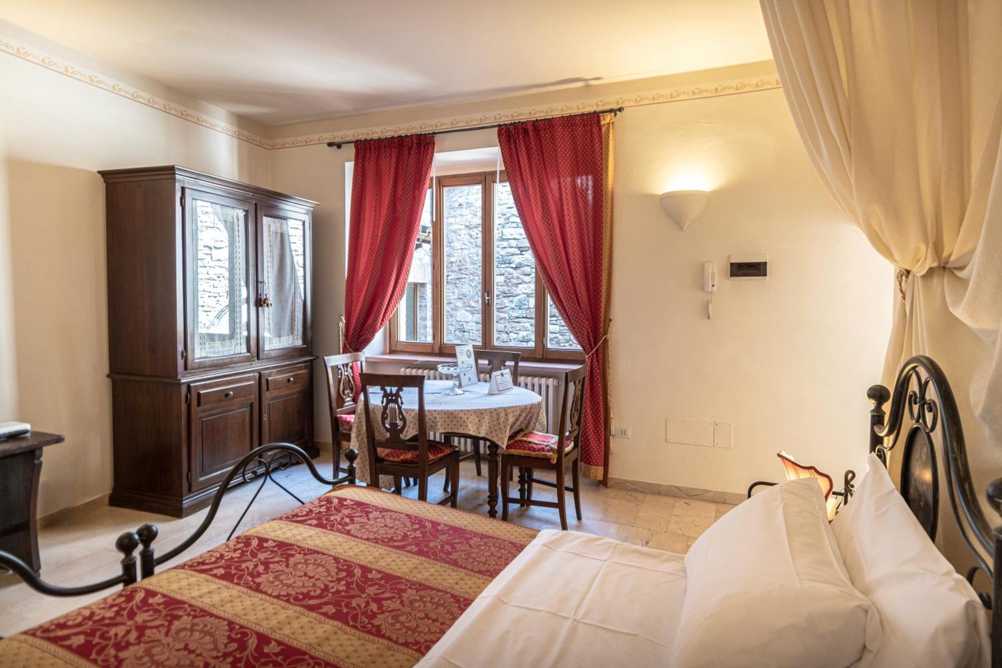 Residenza D'Epoca San Crispino Aparthotel อัสซิซี ภายนอก รูปภาพ