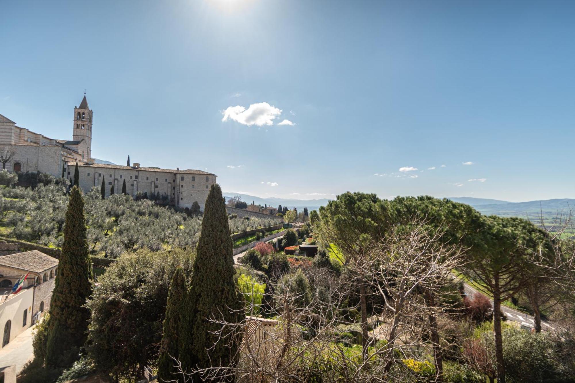 Residenza D'Epoca San Crispino Aparthotel อัสซิซี ภายนอก รูปภาพ
