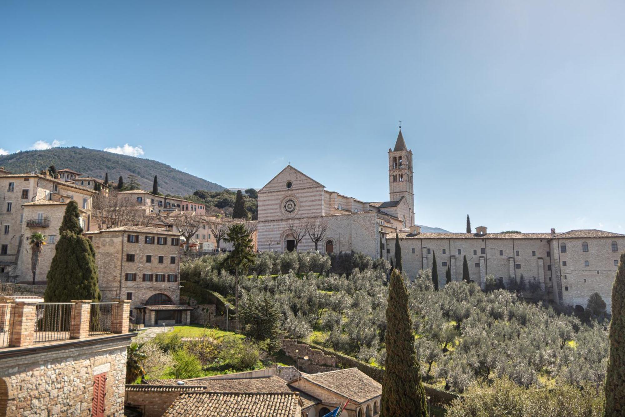 Residenza D'Epoca San Crispino Aparthotel อัสซิซี ภายนอก รูปภาพ